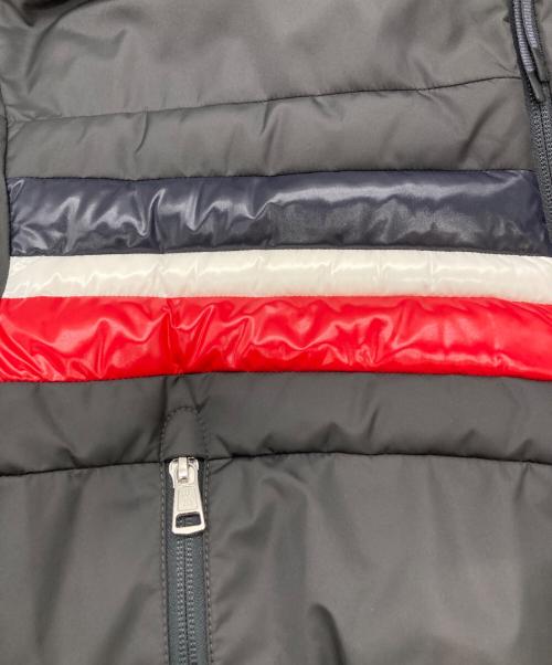 MONCLER（モンクレール）MONCLER (モンクレール) TINIAN GIUBBOTTO ダウンジャケット グレー サイズ:3の古着・服飾アイテム