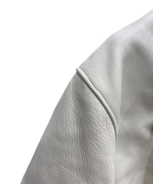 JAMES GROSE（ジェームスグロース）JAMES GROSE (ジェームスグロース) ラムレザーダブルライダースジャケット ホワイト サイズ:42の古着・服飾アイテム