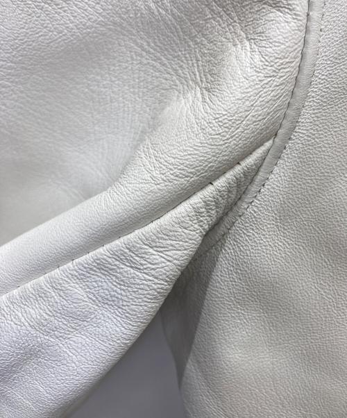 JAMES GROSE（ジェームスグロース）JAMES GROSE (ジェームスグロース) ラムレザーダブルライダースジャケット ホワイト サイズ:42の古着・服飾アイテム