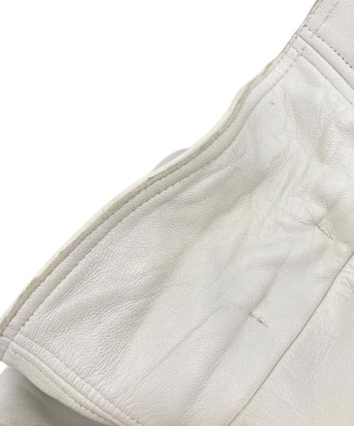 JAMES GROSE（ジェームスグロース）JAMES GROSE (ジェームスグロース) ラムレザーダブルライダースジャケット ホワイト サイズ:42の古着・服飾アイテム