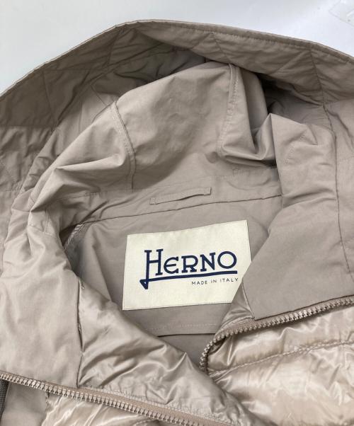 HERNO（ヘルノ）HERNO (ヘルノ) 半袖ダウンジャケット ベージュ サイズ:42の古着・服飾アイテム