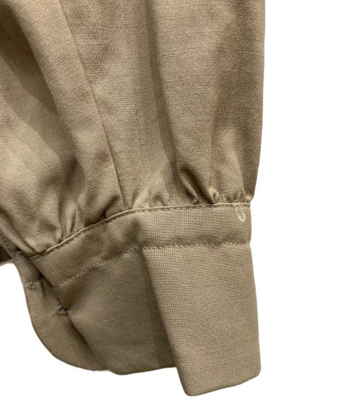 SCYE（サイ）SCYE (サイ) トロピカルウールピンタックバンドカラーシャツ ブラウン サイズ:38の古着・服飾アイテム