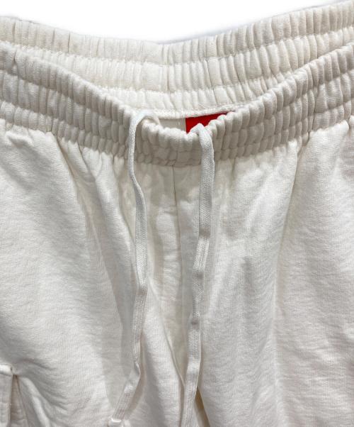 SUPREME（シュプリーム）Supreme (シュプリーム) Small Box Baggy Cargo Sweatshort ホワイト サイズ:Sの古着・服飾アイテム
