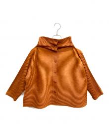 me ISSEY MIYAKE（ミーイッセイ ミヤケ）の古着「起毛プリーツハイネックカットソー」｜ブラウン