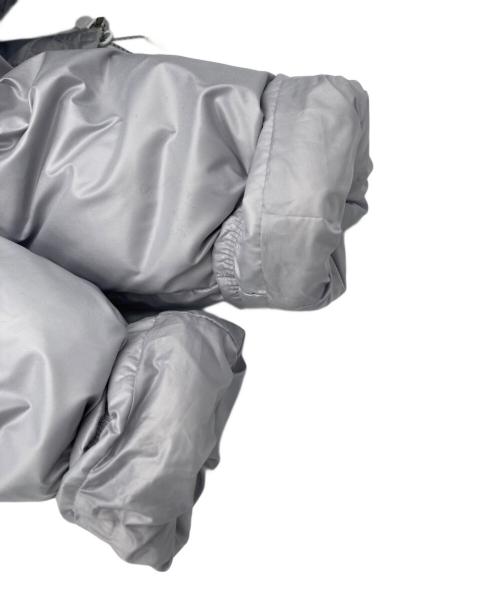 asics（アシックス）asics (アシックス) ダウンジャケット グレー サイズ:Mの古着・服飾アイテム