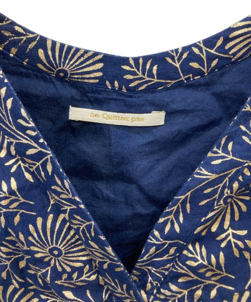 ne quittez pas（ヌキテパ）ne quittez pas (ヌキテパ) コットンボイルホイルフラワープリントパネルドレス ネイビー サイズ:Mの古着・服飾アイテム