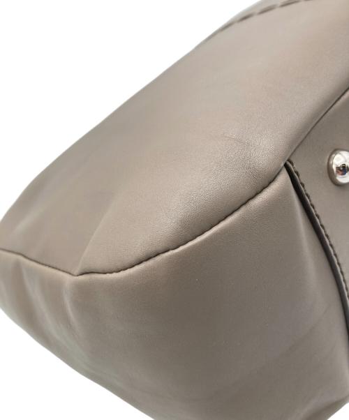 TOD'S（トッズ）TOD'S (トッズ) ALH 2WAYトートバッグ グレージュ サイズ:表記なしの古着・服飾アイテム