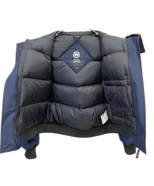 CANADA GOOSE（カナダグース）CANADA GOOSE (カナダグース) LABRADOR BOMBER ネイビー サイズ:Sの古着・服飾アイテム