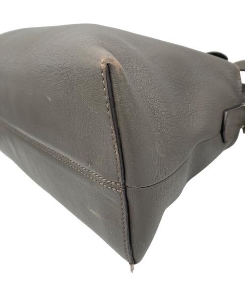 FENDI（フェンディ）FENDI (フェンディ) バイザウェイミディアムショルダーバッグ グレー サイズ:表記なしの古着・服飾アイテム