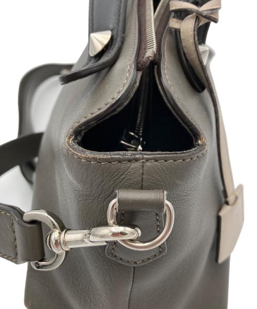 FENDI（フェンディ）FENDI (フェンディ) バイザウェイミディアムショルダーバッグ グレー サイズ:表記なしの古着・服飾アイテム