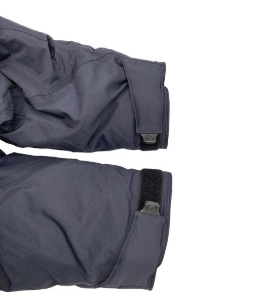 FJALLRAVEN（フェールラーベン）FJALLRAVEN (フェールラーベン) ダウンコート ネイビー サイズ:Mの古着・服飾アイテム