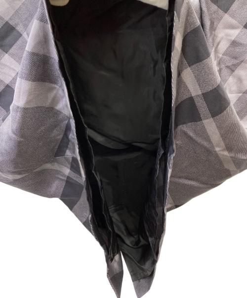 BURBERRY LONDON（バーバリーロンドン）BURBERRY LONDON (バーバリーロンドン) ノバチェックシルクワンピース ネイビー サイズ:Ⅿの古着・服飾アイテム