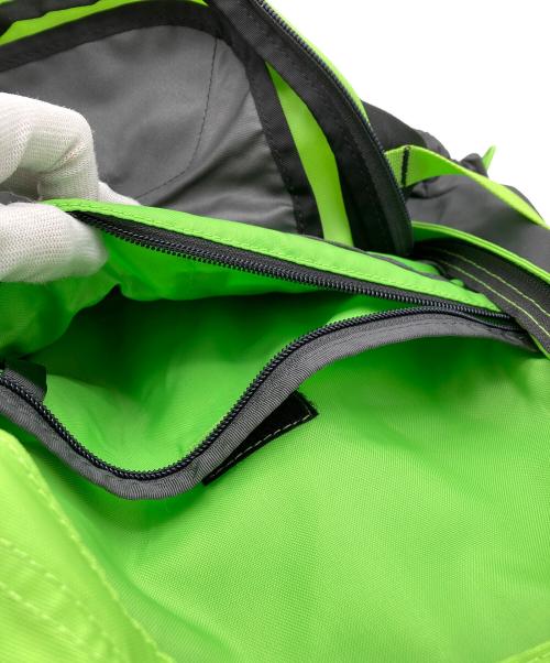 THE NORTH FACE（ザ ノース フェイス）THE NORTH FACE (ザ ノース フェイス) HOT SHOT バックパック ライムグリーン×グレーの古着・服飾アイテム