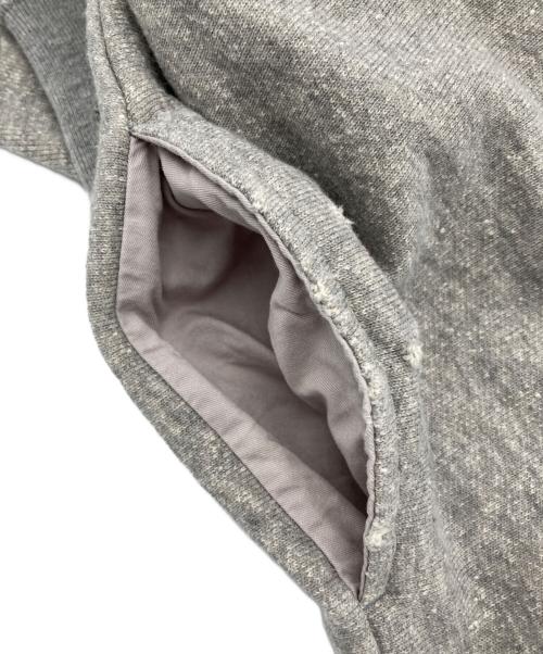 PERS PROJECTS（パースプロジェクト）PERS PROJECTS (パースプロジェクト) rroomm (ルーム) crew damage trainer グレー サイズ:3の古着・服飾アイテム