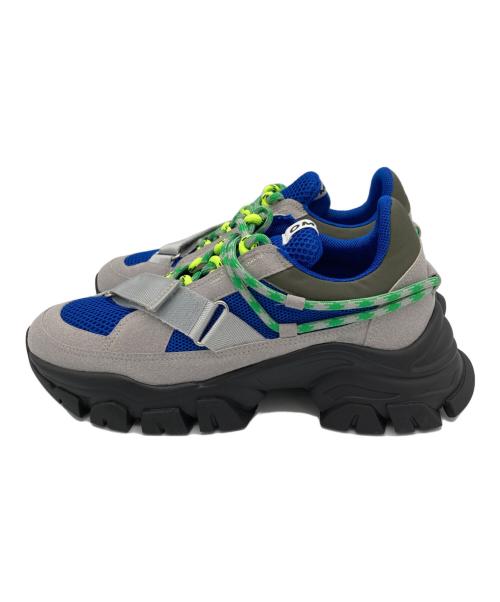 OMMO（オーエムエムオー）OMMO (オーエムエムオー) TWIST LACE BELTED SNEAKERS グレー サイズ:表示なしの古着・服飾アイテム