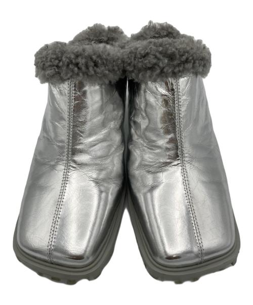 OMMO（オーエムエムオー）OMMO (オーエムエムオー) SQUARE TOE BOA MULE シルバー サイズ:表記なしの古着・服飾アイテム