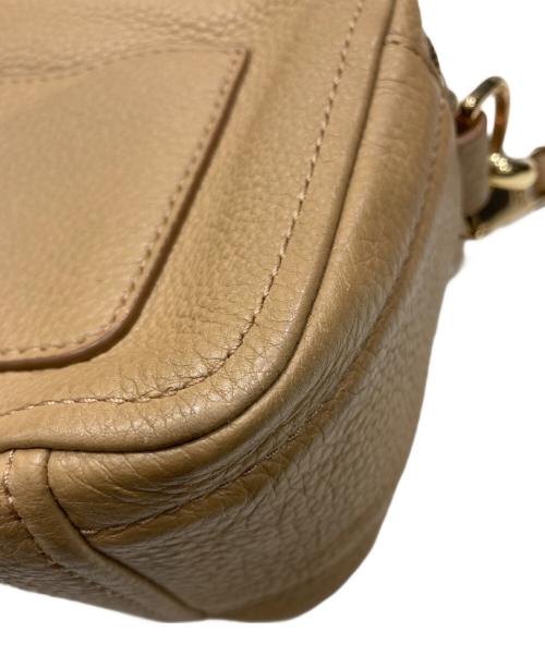 MARC JACOBS（マークジェイコブズ）MARC JACOBS (マークジェイコブズ) 「THE SNAPSHOT」ショルダーバッグ ベージュの古着・服飾アイテム