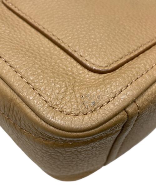 MARC JACOBS（マークジェイコブズ）MARC JACOBS (マークジェイコブズ) 「THE SNAPSHOT」ショルダーバッグ ベージュの古着・服飾アイテム