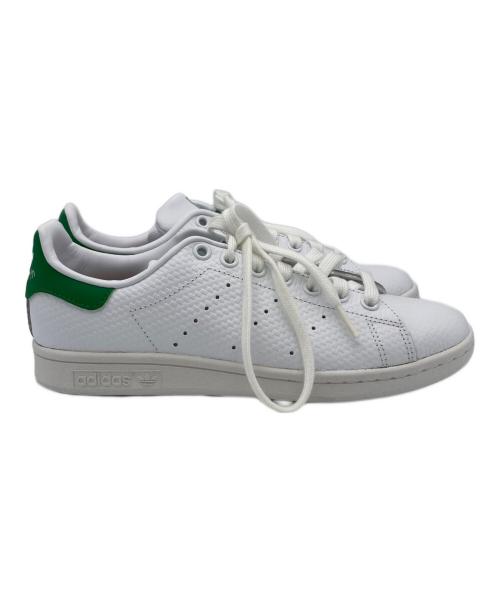 adidas（アディダス）adidas (アディダス) スタンスミススニーカー ホワイト サイズ:23.5cmの古着・服飾アイテム