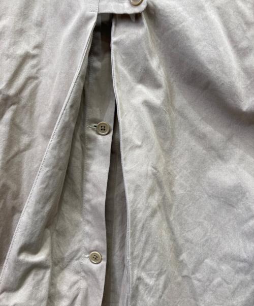 YAECA（ヤエカ）YAECA (ヤエカ) 比翼ステンカラーコート カーキ サイズ:Sの古着・服飾アイテム