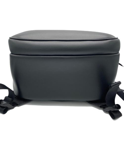 DIESEL（ディーゼル）DIESEL (ディーゼル) DSL OVAL BACKPACK（オーバル バックパック） ブラック サイズ:表示なしの古着・服飾アイテム