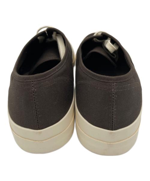MAISON et VOYAGE（メゾンエボヤージュ）MAISON et VOYAGE (メゾンエボヤージュ) キャンバススニーカー ブラウン サイズ:US9の古着・服飾アイテム