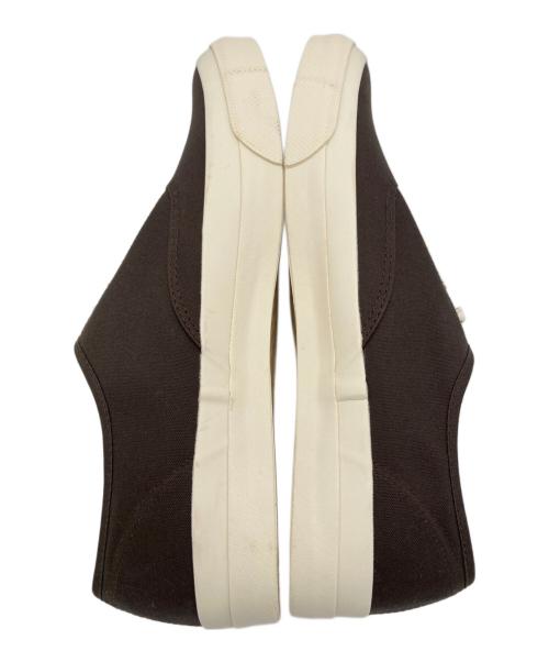 MAISON et VOYAGE（メゾンエボヤージュ）MAISON et VOYAGE (メゾンエボヤージュ) キャンバススニーカー ブラウン サイズ:US9の古着・服飾アイテム