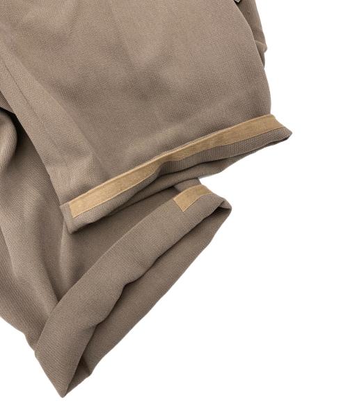 GIORGIO ARMANI（ジョルジョアルマーニ）GIORGIO ARMANI (ジョルジョアルマーニ) サイドアジャスターレーヨンタックパンツ ライトブラウン サイズ:46の古着・服飾アイテム