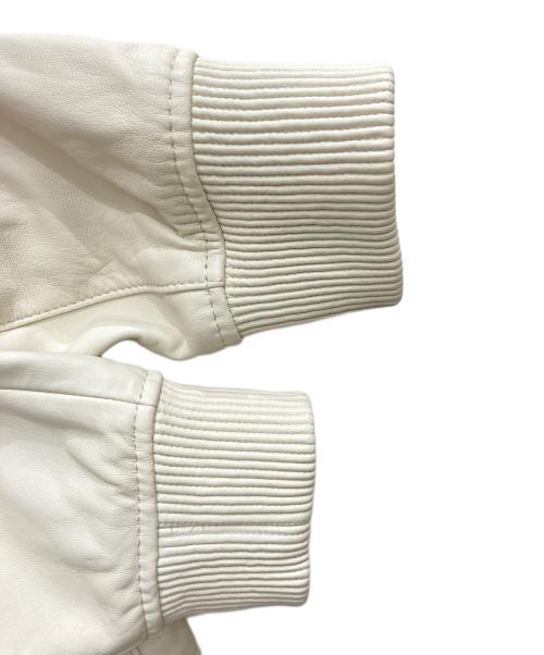 BOSS（ボス）BOSS (ボス) Mapson ラムレザーライダースジャケット アイボリー サイズ:46 未使用品の古着・服飾アイテム