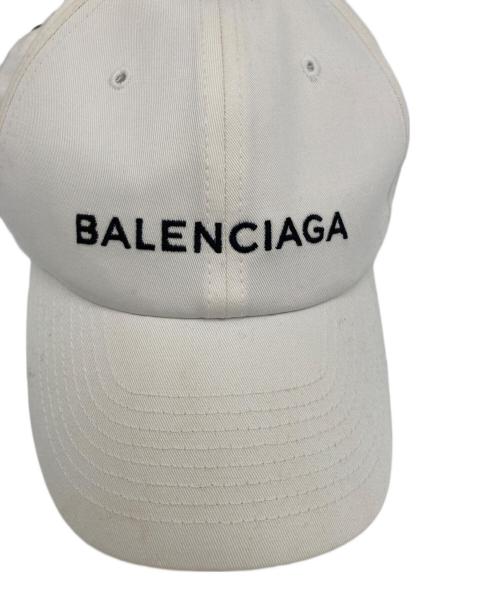 BALENCIAGA（バレンシアガ）BALENCIAGA (バレンシアガ) ロゴ刺繍ベースボールキャップ ホワイト サイズ:58/Lの古着・服飾アイテム