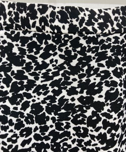 Curensology（カレンソロジー）Curensology (カレンソロジー) モノトーンプリントスカート ブラック サイズ:S 未使用品の古着・服飾アイテム