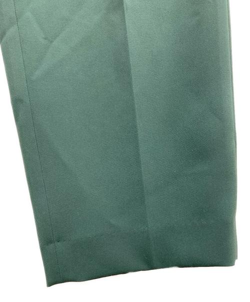 Curensology（カレンソロジー）Curensology (カレンソロジー) センタープレスパンツ グリーン サイズ:M 未使用品の古着・服飾アイテム