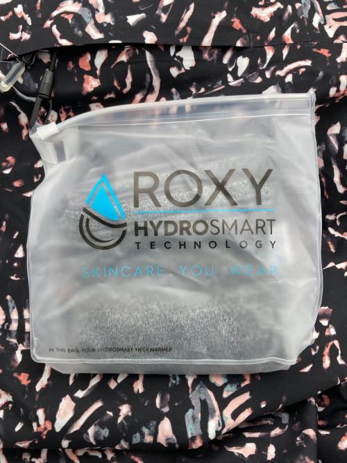 ROXY（ロキシー）ROXY (ロキシー) GORE-TEX 中綿ジャケット ブラック サイズ:XS 未使用品の古着・服飾アイテム