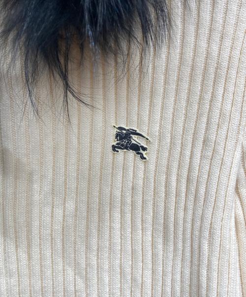 BURBERRY GOLF（バーバリーゴルフ）BURBERRY GOLF (バーバリーゴルフ) ファー付ニットジャケット ホワイト サイズ:2の古着・服飾アイテム