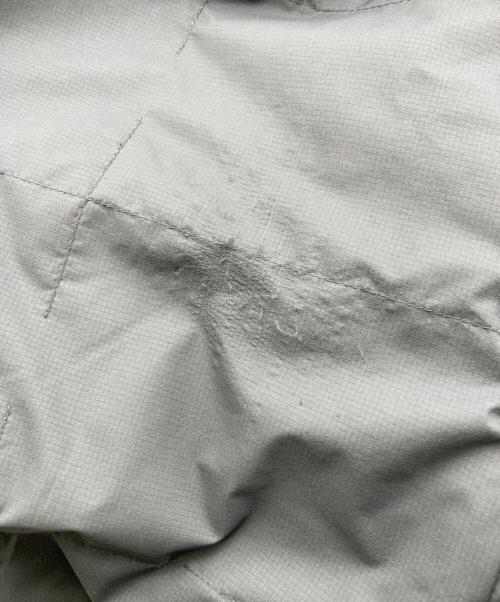 mont-bell（モンベル）mont-bell (モンベル) U.L.トラベルダウンコート グレー サイズ:XLの古着・服飾アイテム