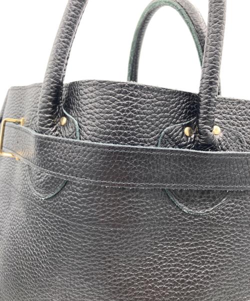 YOUNG & OLSEN The DRYGOODS STORE（ヤングアンドオルセン ザ ドライグッズストア）YOUNG & OLSEN The DRYGOODS STORE (ヤングアンドオルセン ザ ドライグッズストア) FRAMeWORK (フレームワーク) 別注ハンドバッグ ブラック サイズ:表記なしの古着・服飾アイテム