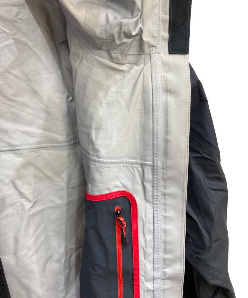 Berghaus（バーグハウス）Berghaus (バーグハウス) CIVETTA SHELL JKT AM ブラック サイズ:Ⅼの古着・服飾アイテム