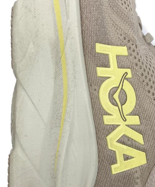 HOKAONEONE（ホカオネオネ）HOKAONEONE (ホカオネオネ) CLIFTON 10 WIDE ベージュ サイズ:26cmの古着・服飾アイテム