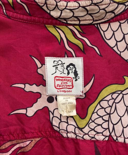 WORKERS FOR FREEDOM（ワークス フォー フリーダム）WORKERS FOR FREEDOM (ワークス フォー フリーダム) シルクシャツ レッド サイズ:表示なしの古着・服飾アイテム