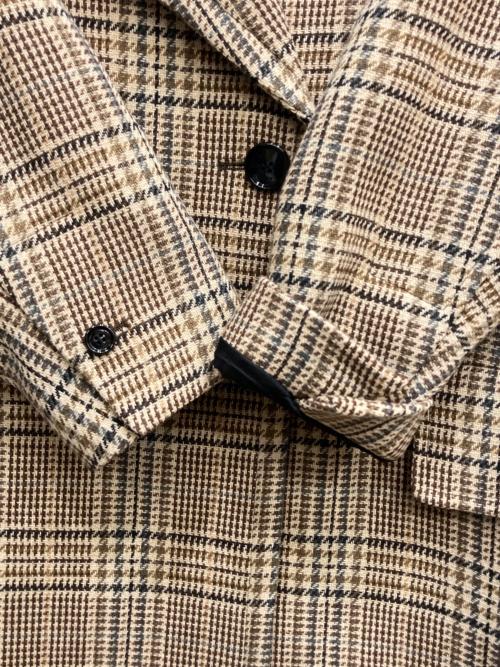 HUGO BOSS（ヒューゴ ボス）HUGO BOSS (ヒューゴ ボス) ダブルブレストコート ベージュ サイズ:38 未使用品の古着・服飾アイテム