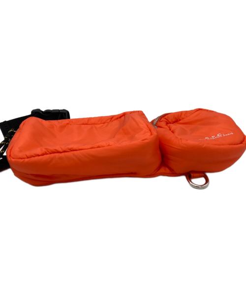 A.P.C.（アーペーセー）A.P.C. (アーペーセー) BANANE PUFFY 23A オレンジ サイズ:表示なし 未使用品の古着・服飾アイテム