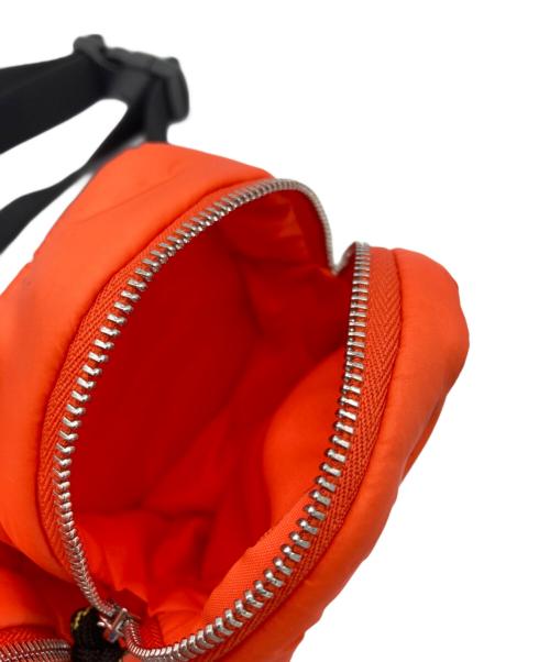 A.P.C.（アーペーセー）A.P.C. (アーペーセー) BANANE PUFFY 23A オレンジ サイズ:表示なし 未使用品の古着・服飾アイテム