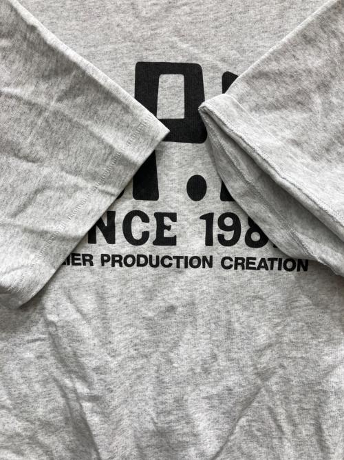 A.P.C.（アーペーセー）A.P.C. (アーペーセー) ロゴプリントTシャツ グレー サイズ:XLの古着・服飾アイテム