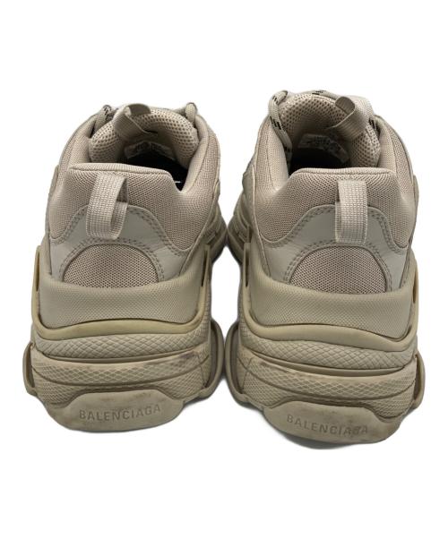 BALENCIAGA（バレンシアガ）BALENCIAGA (バレンシアガ) TRIPLE S TRAINERS ベージュ サイズ:27cmの古着・服飾アイテム