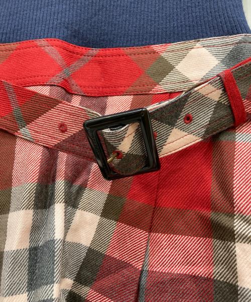 BURBERRY BLUE LABEL（バーバリー ブルー レーベル）BURBERRY BLUE LABEL (バーバリー ブルー レーベル) タートルネック ニット 切替 ワンピース ネイビー サイズ:36の古着・服飾アイテム