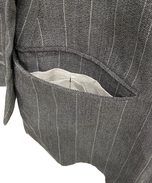 ARMANI COLLEZIONI（アルマーニ コレツィオーニ）ARMANI COLLEZIONI (アルマーニ コレツィオーニ) セットアップスーツ グレー サイズ:48の古着・服飾アイテム