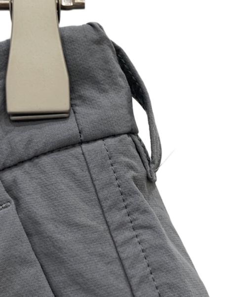 UNITED ARROWS（ユナイテッドアローズ）UNITED ARROWS (ユナイテッドアローズ) オニベジ1プリーツワイドテーパードパンツ グレー サイズ:Mの古着・服飾アイテム