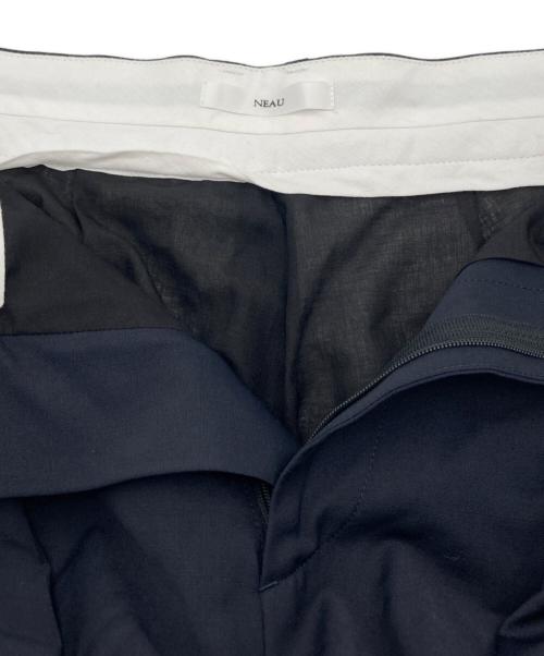 NEAU（ニュー）NEAU (ニュー) Tuck wide trousers ネイビー サイズ:1の古着・服飾アイテム