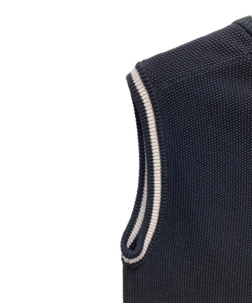 FRED PERRY（フレッドペリー）FRED PERRY (フレッドペリー) ニットベスト ブラック サイズ:Sの古着・服飾アイテム