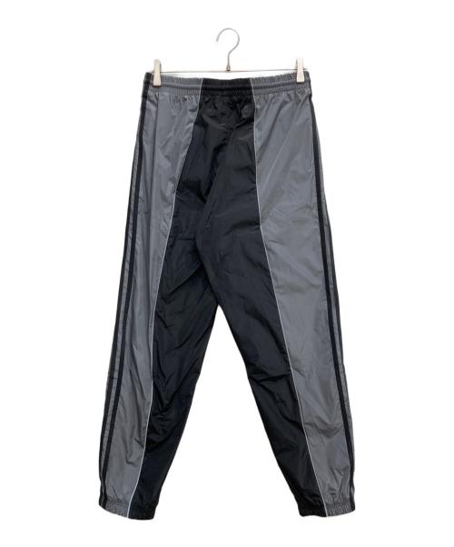 adidas Originals（アディダスオリジナル）adidas originals (アディダスオリジナル) ウーブントラックパンツ グレー サイズ:XL 未使用品の古着・服飾アイテム